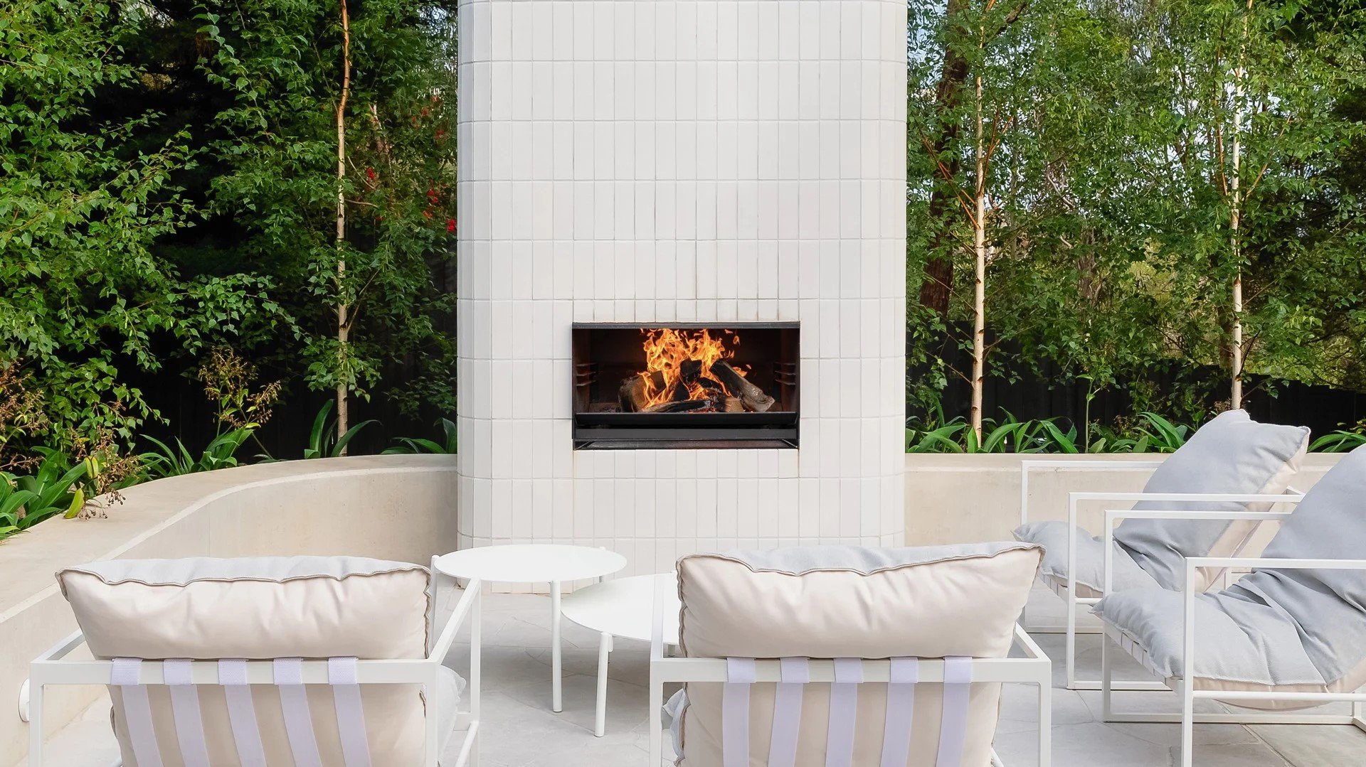 EW5000 Outdoor Wood Fireplace